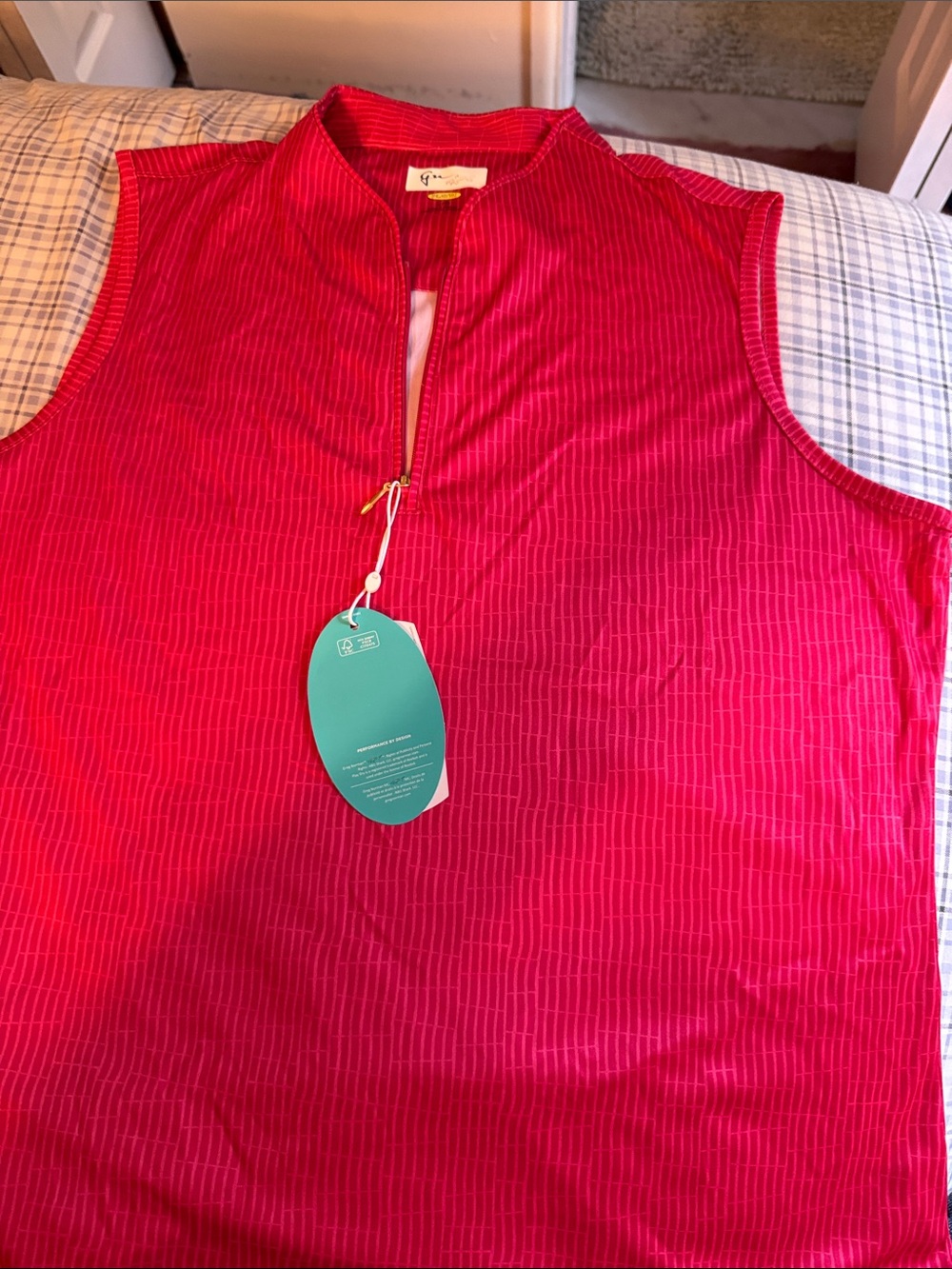 Gu Bright Pink Sleeveless Zip-Front Tank